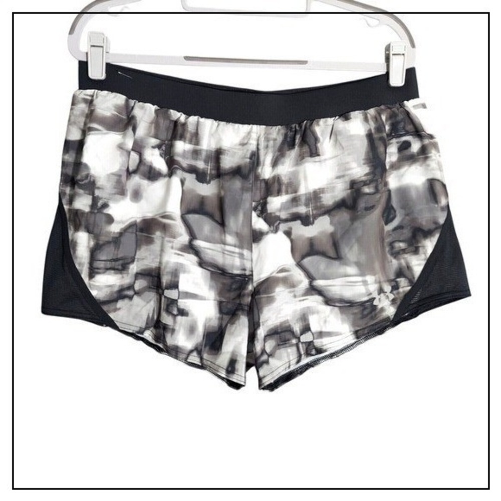 Under Armour Athletic Shorts Women‎ L HeatGear Lined Running Training Athleisure